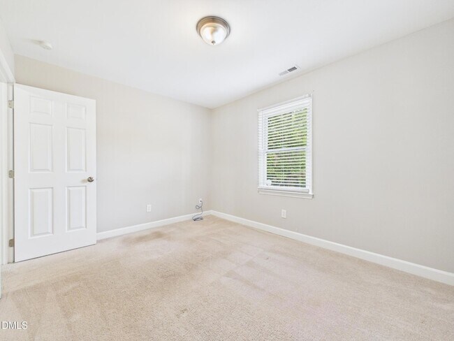 Building Photo - 3516 Casine Ct