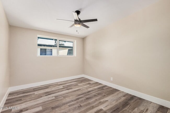 Building Photo - 3331 N 66th Pl
