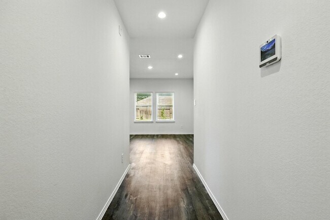 Building Photo - 40518 Crisp Beech St