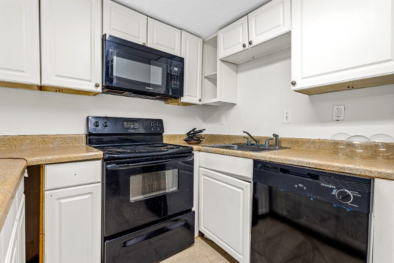 Building Photo - 3451 Cobbs Ferry Dr