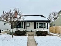 Building Photo - 30240 Groveland St