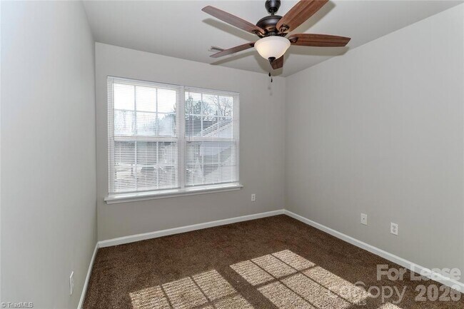 Building Photo - 153 Marakery Rd