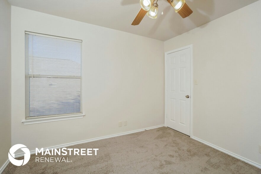Building Photo - 1027 Caprese Ln