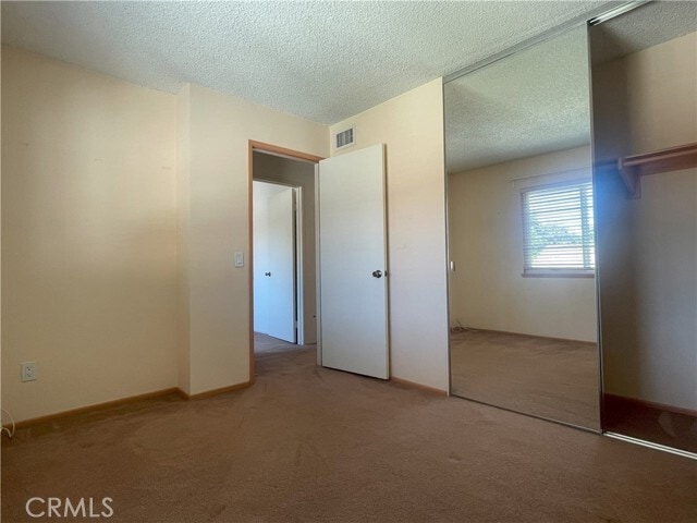 Building Photo - 1255 Meadowglen Ln