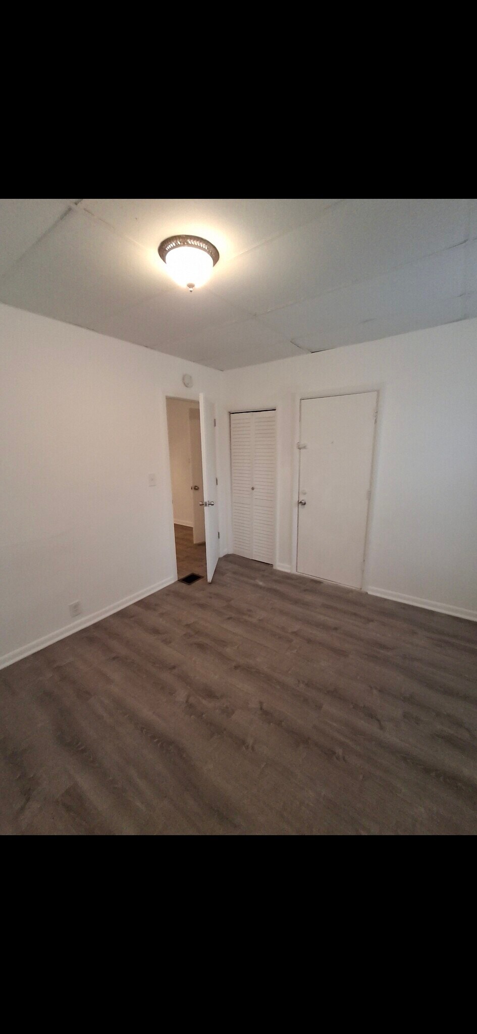 Building Photo - 44 Portsmouth Pl NE