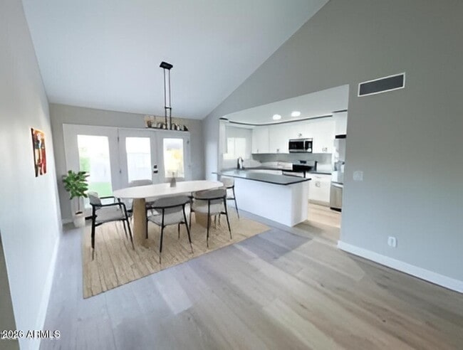 Building Photo - 1460 E Todd Dr