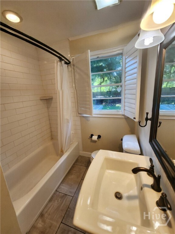 Building Photo - 5014 Spartan Dr