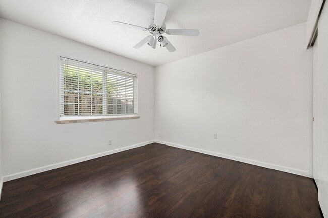 Building Photo - Santa Teresa 4BD/2BA Home with Open Floorplan