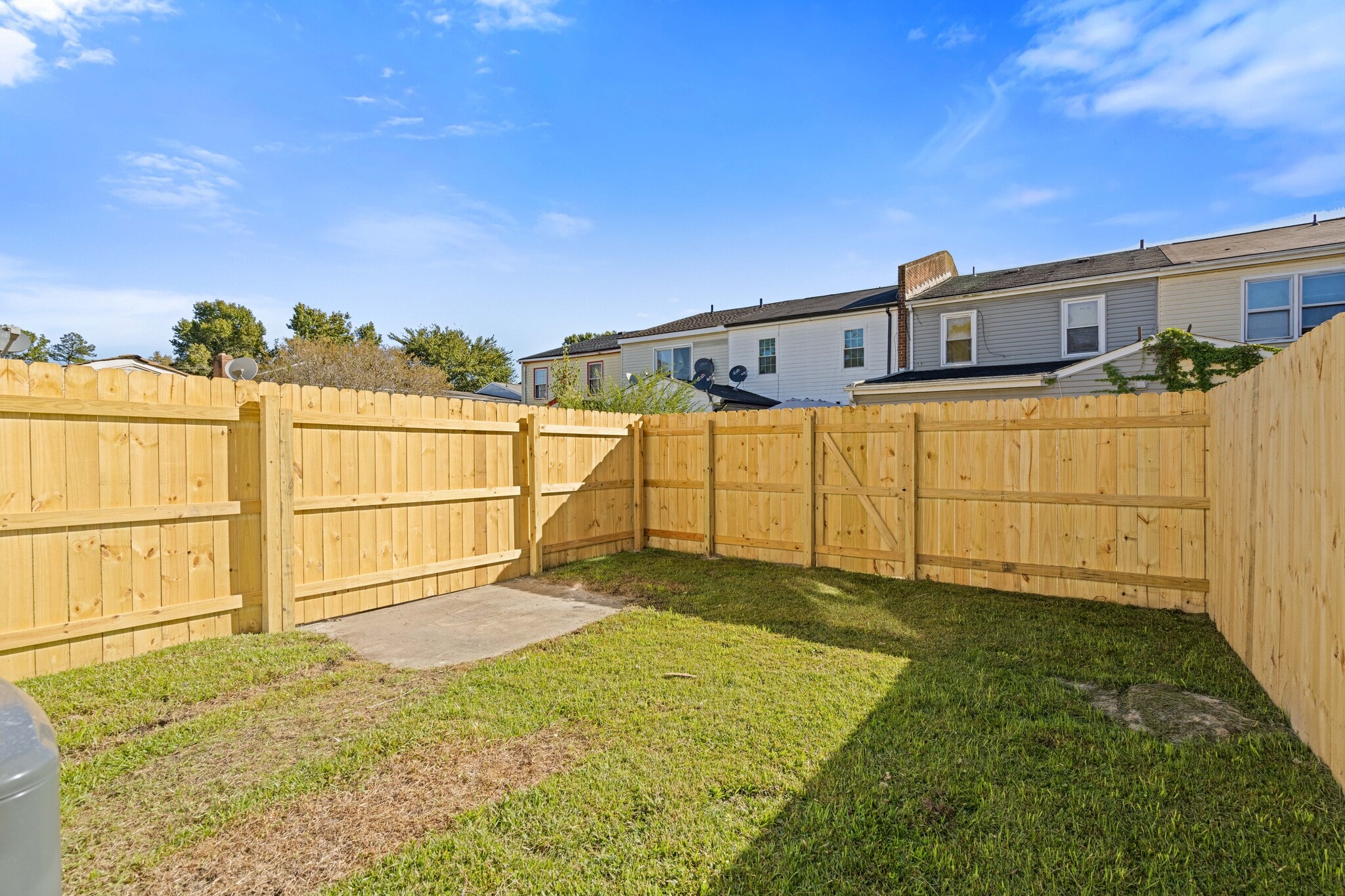 Building Photo - 405 Harbour North Dr