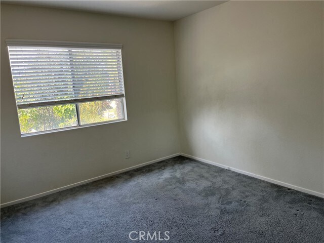 Building Photo - 1657 Meadow Glen Rd