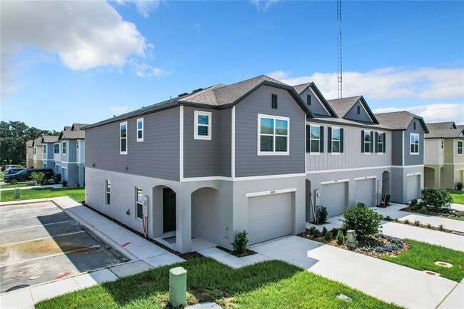 Building Photo - 3886 ACADEMIA Ave