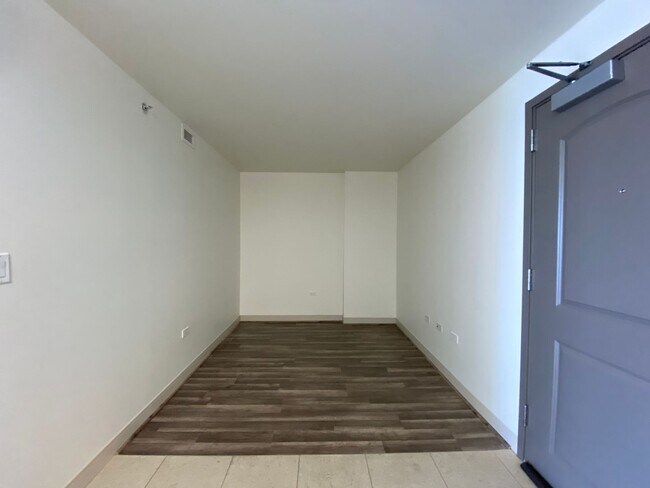 Building Photo - For Rent - [Pacifica] 1009 Kapiolani Blvd ...
