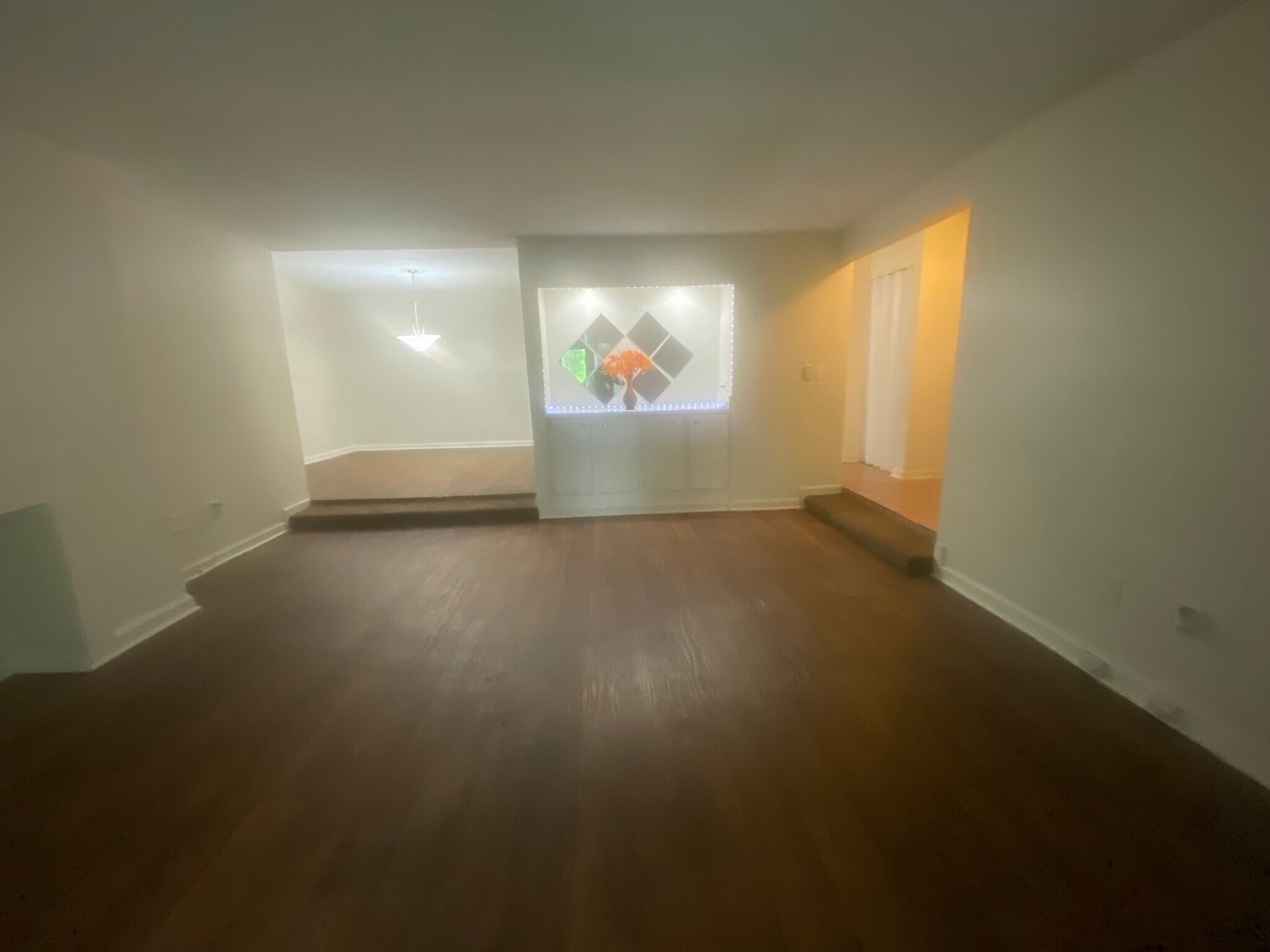 Building Photo - 3575 Oakvale Rd