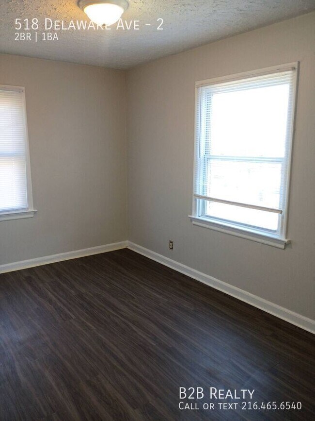 Building Photo - 518 Delaware Ave