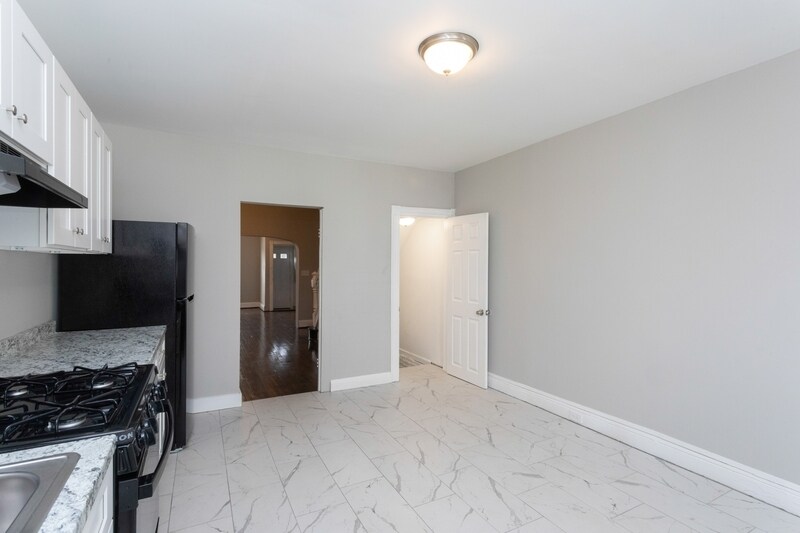 Building Photo - 3529 Greenmount Ave