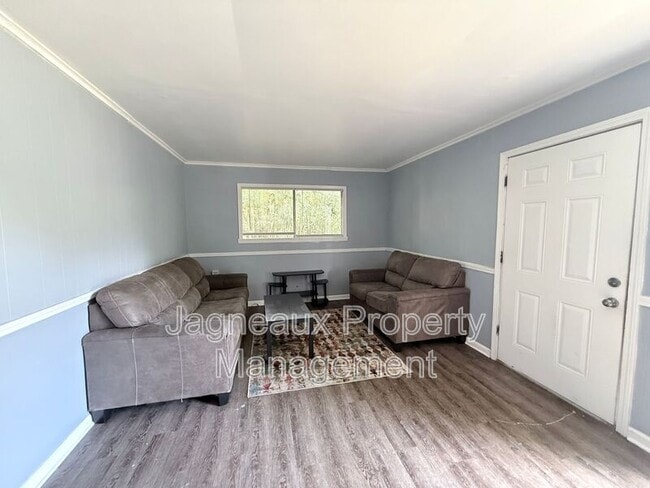 Building Photo - 4125 Legendre St