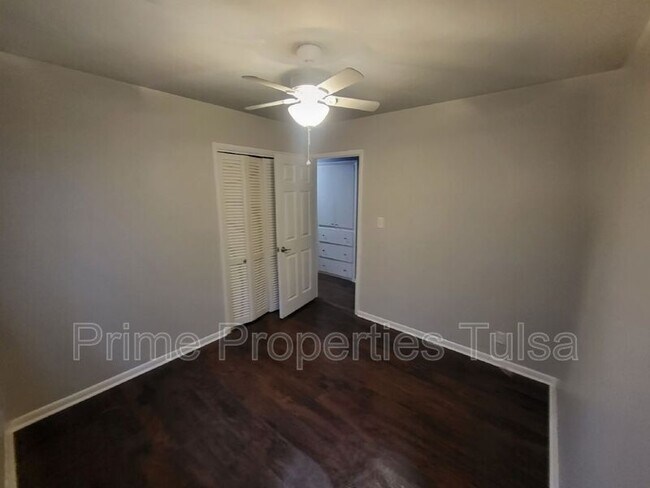 Building Photo - 1525 S 122nd E Ave