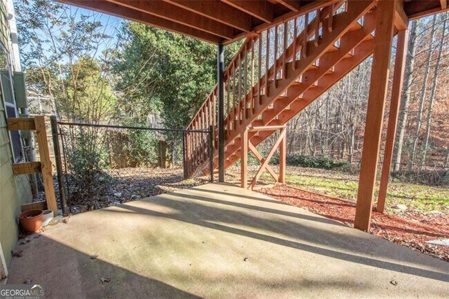 Building Photo - 116 Sagamore Ln