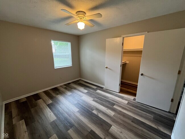 Building Photo - 8114 Jade Ct