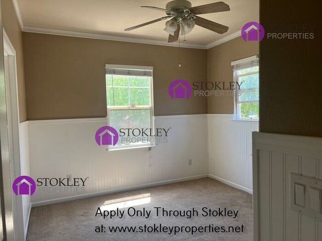 Building Photo - Stokley Properties Presents 123 Knights Bi...