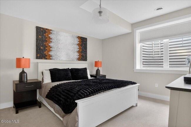 Building Photo - 91 Rodgers Ln