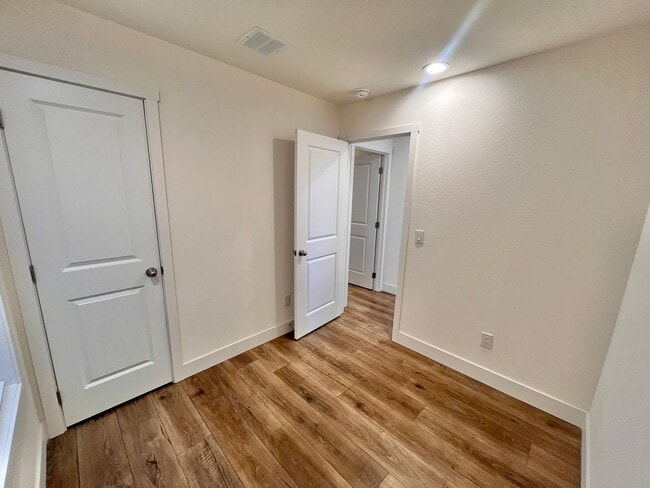 Building Photo - Brand New 2 Bedroom, 1 Bath ADU – Prime Location