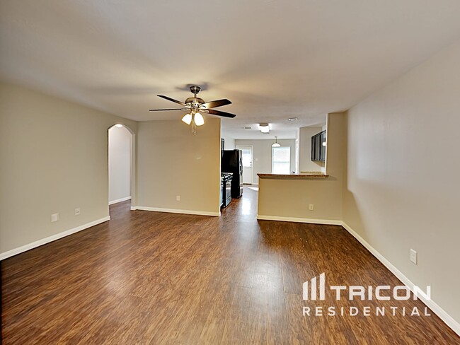 Building Photo - 21427 Jamals Way