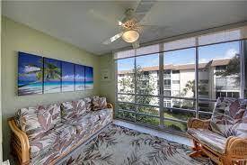 Building Photo - 995 La Guna Dr