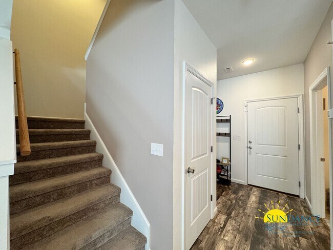 Building Photo - Stunning 4 Bedroom Home in Shiloh Place!