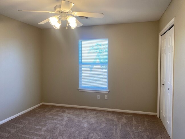 Building Photo - 4 BEDROOM, BELTON ISD