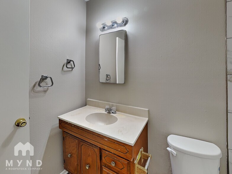 Building Photo - 3117 W Aster Dr