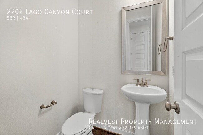 Building Photo - 2202 Lago Canyon Ct