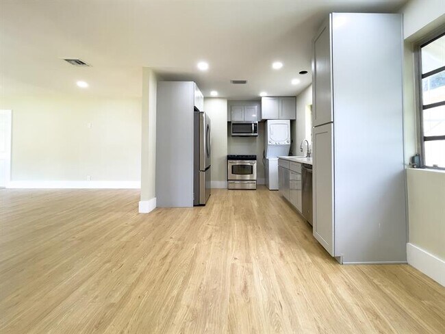 Building Photo - 2287 NW 63rd St