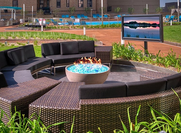 Building Photo - 1140 S Michigan Ave