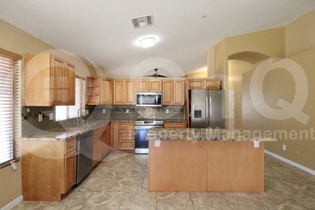 Building Photo - 10559 E Morning Star Dr
