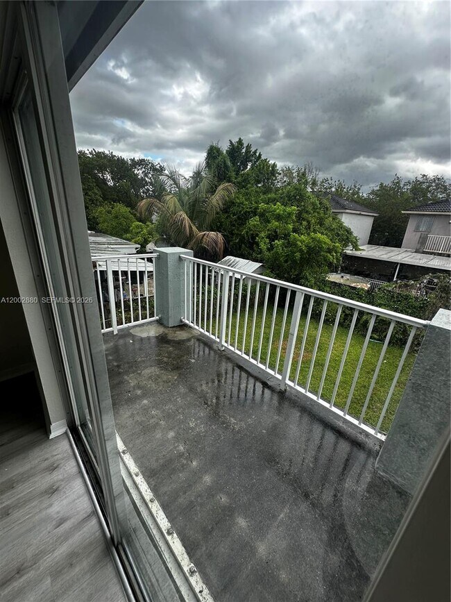 Building Photo - 26323 SW 135th Pl