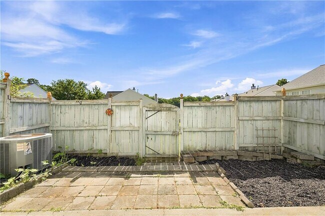 Building Photo - 1130 Kilmington Ct