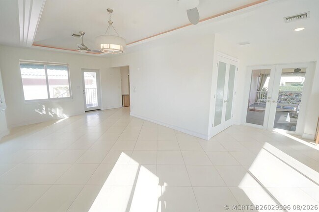 Building Photo - 3216 Karen Dr