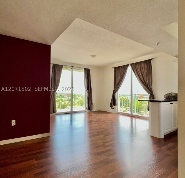Building Photo - 3500 Coral Wy