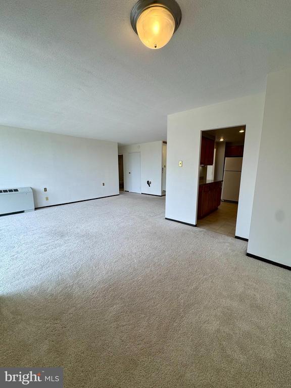 Building Photo - 801 Yale Ave