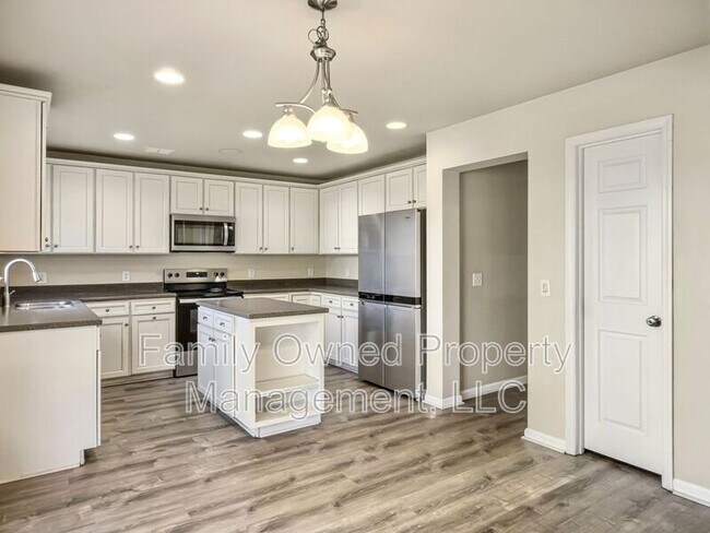 Building Photo - 1201 Wild Goose Trail