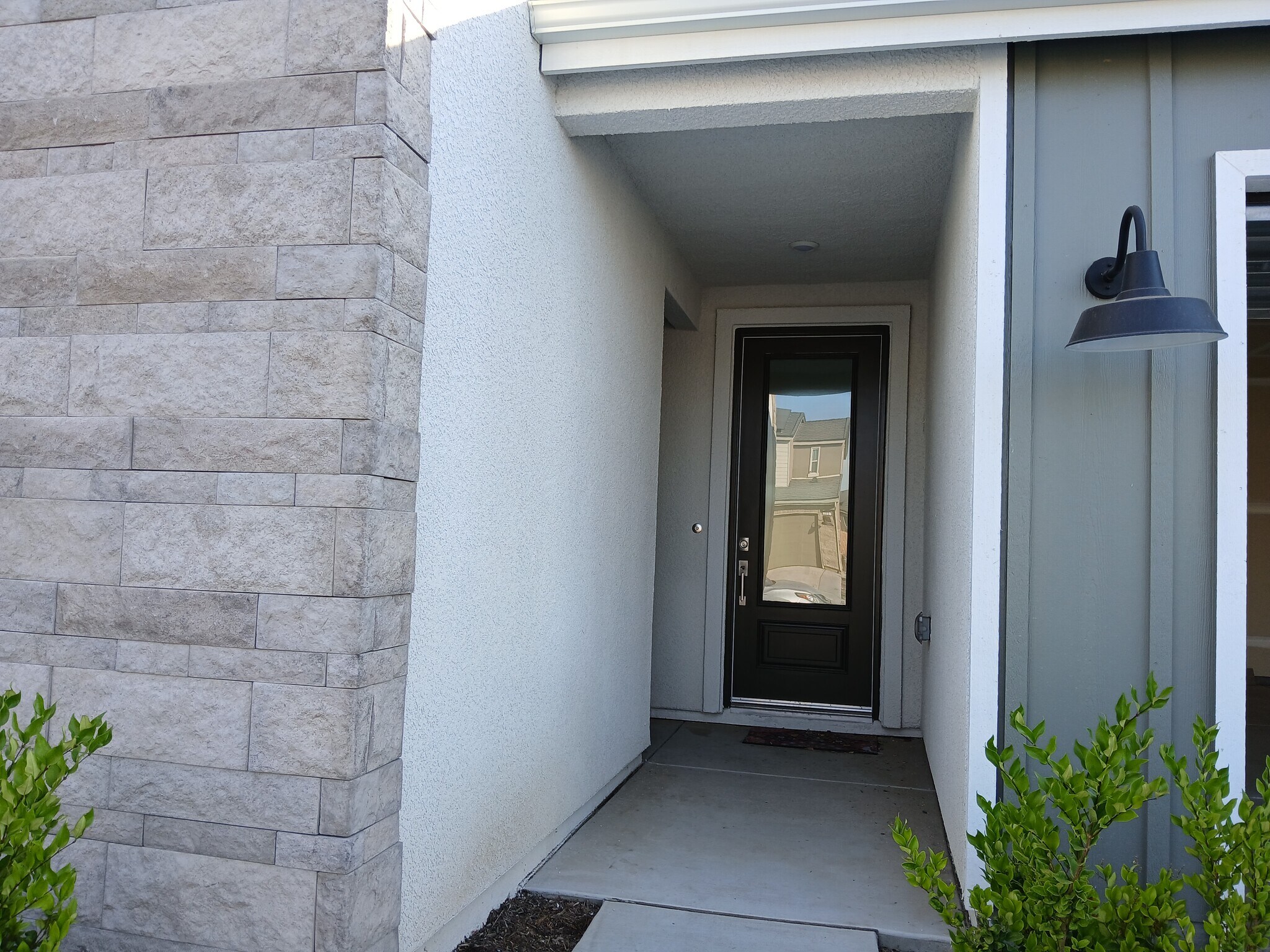 Building Photo - 1184 Atlantica Dr S