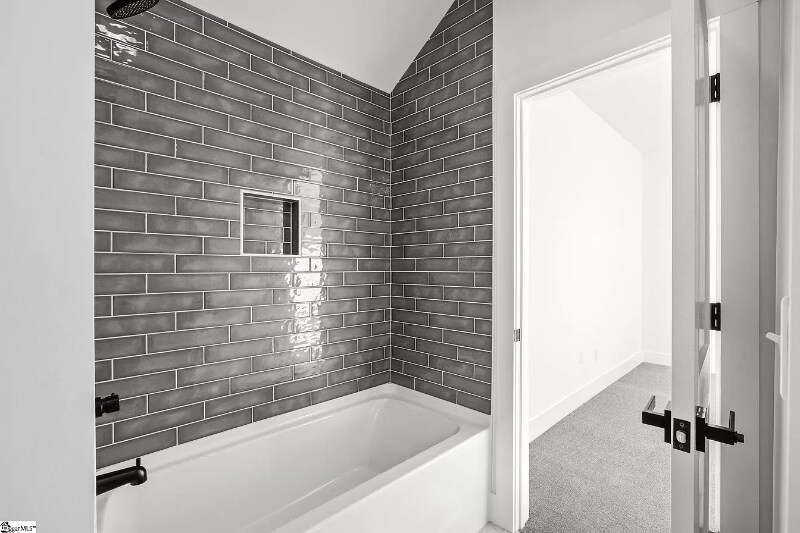 Building Photo - 112 Lepak Ln
