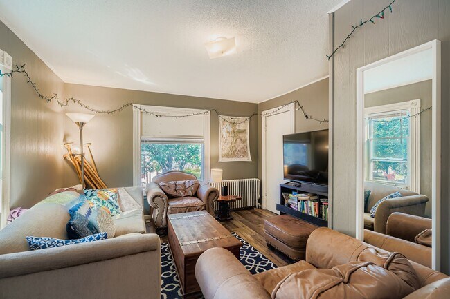 2nd Bedroom - 1000 26th Ave NE