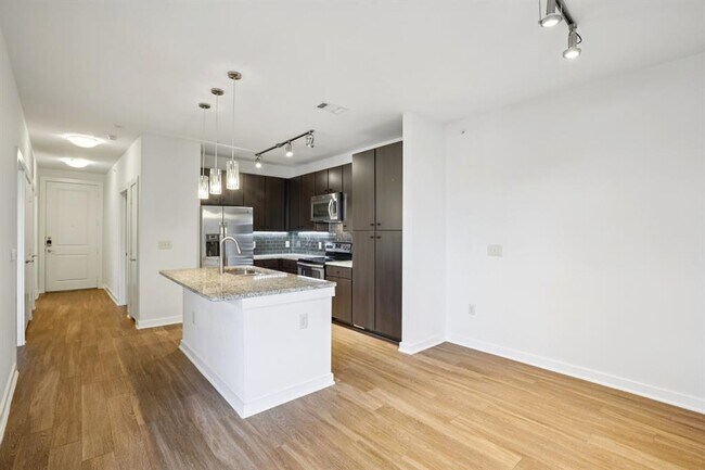 Building Photo - 1900 Barton Springs Rd