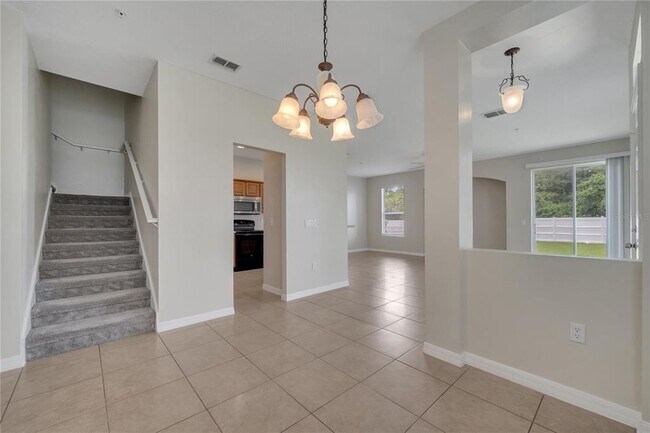 Building Photo - 6408 S Goldenrod Rd