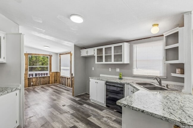 Building Photo - 1238 Qappuella Dr