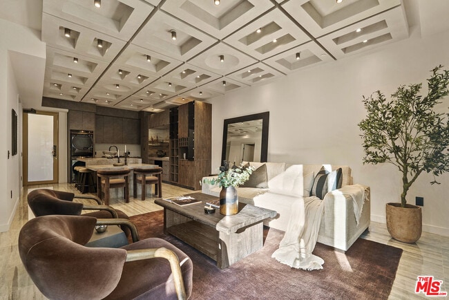 Building Photo - 1021 N Ogden Dr