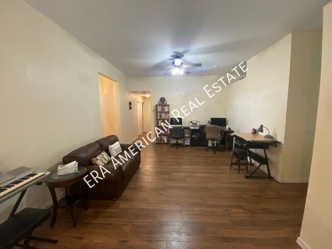 Building Photo - 7226 Zoe Cir