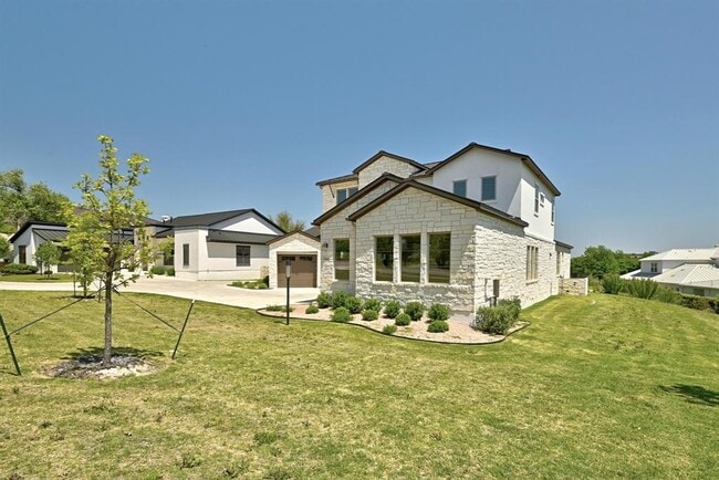 Building Photo - 4809 Serene Hills Dr